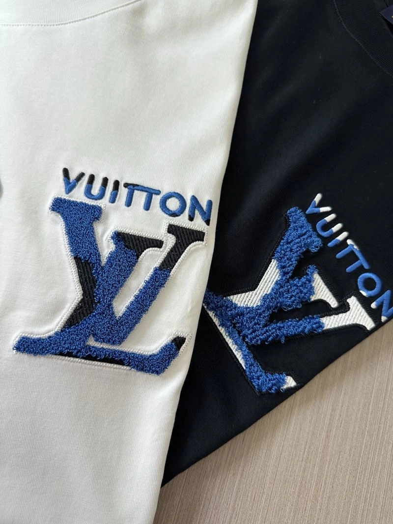 Louis Vuitton T-Shirts Youthful 132476