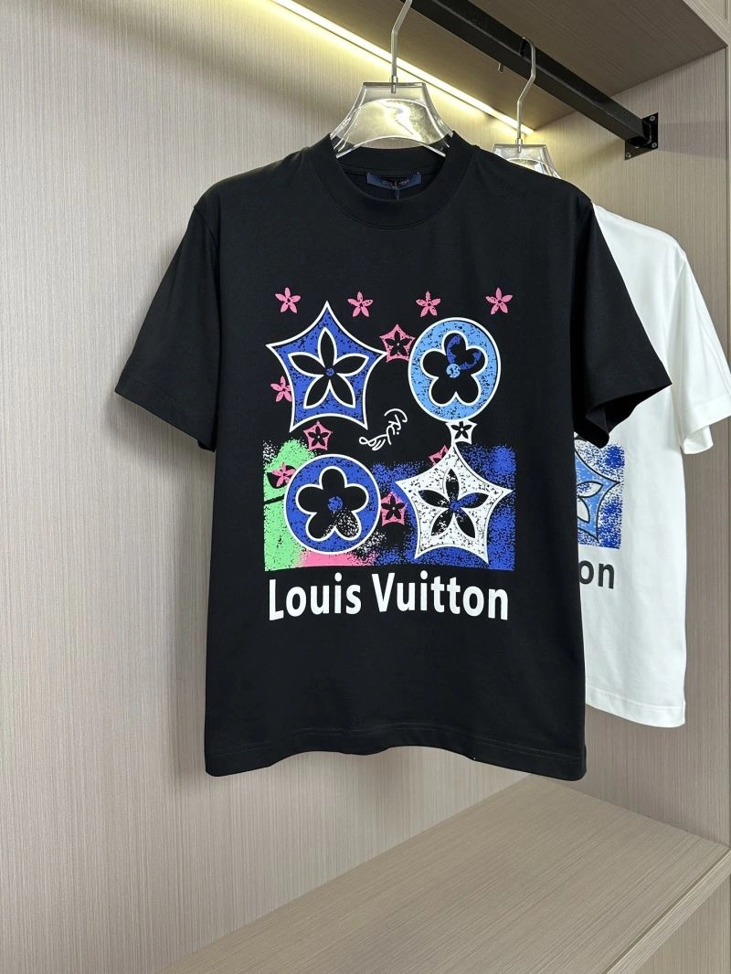 Sporty Louis Vuitton T-Shirts 132463