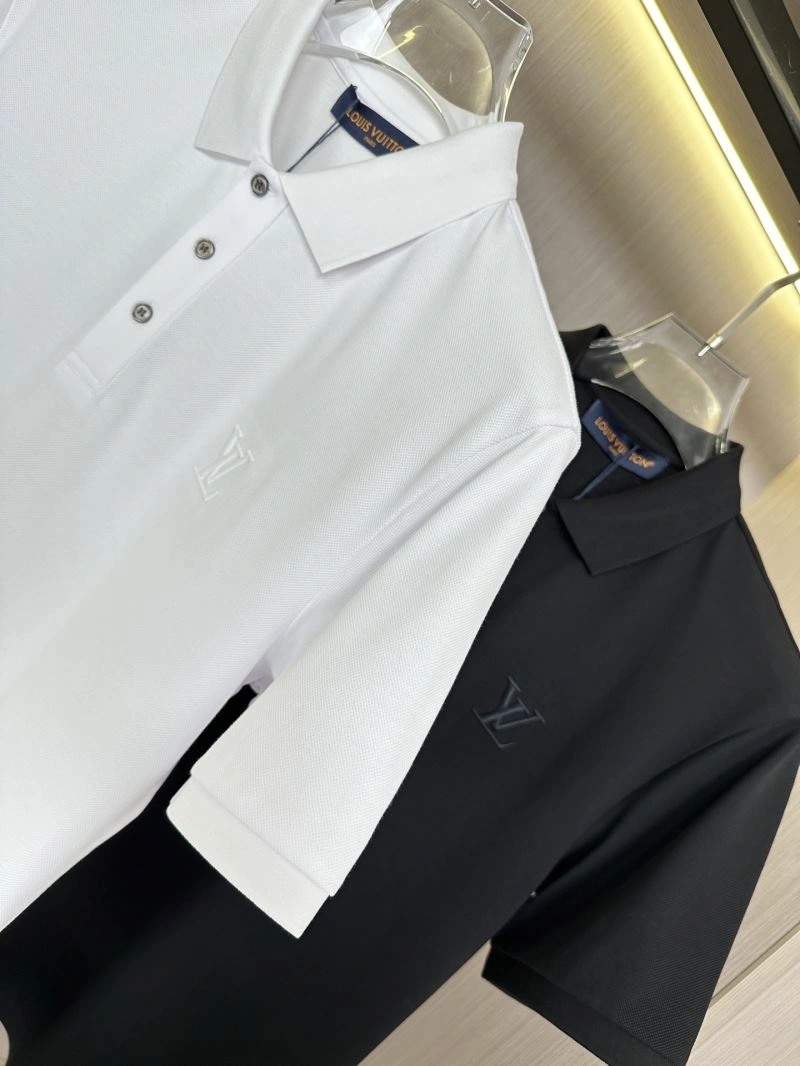 Lightweight Louis Vuitton T-Shirts 132469