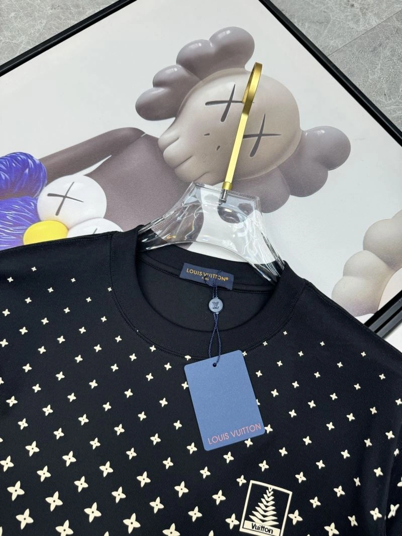 Louis Vuitton T-Shirts Practical 132464