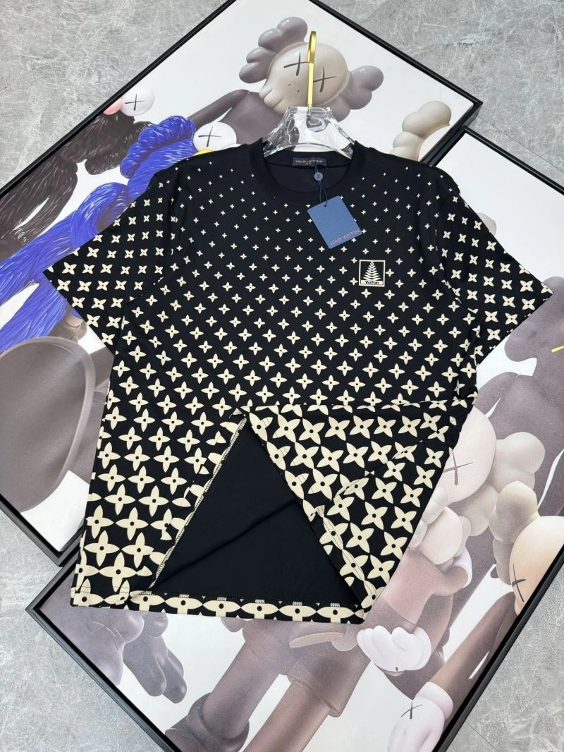 Louis Vuitton T-Shirts Practical 132464