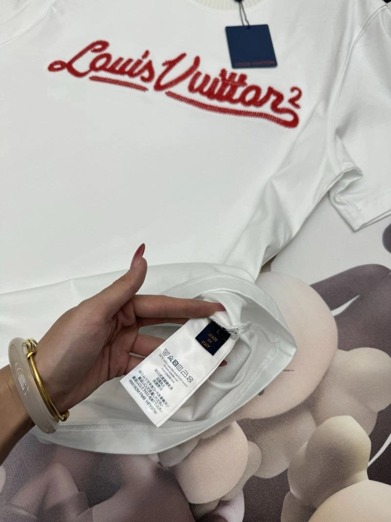 Louis Vuitton T-Shirts SmartChoice 132461