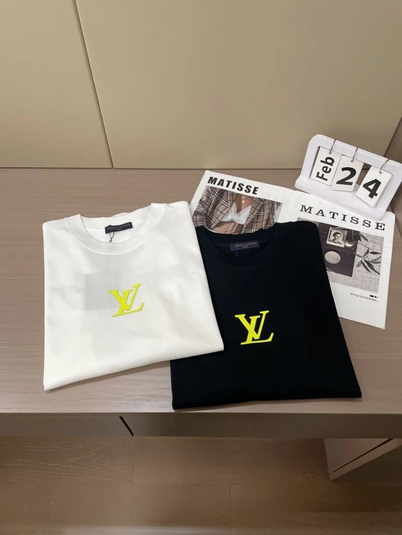 Chic Louis Vuitton T-Shirts 132471