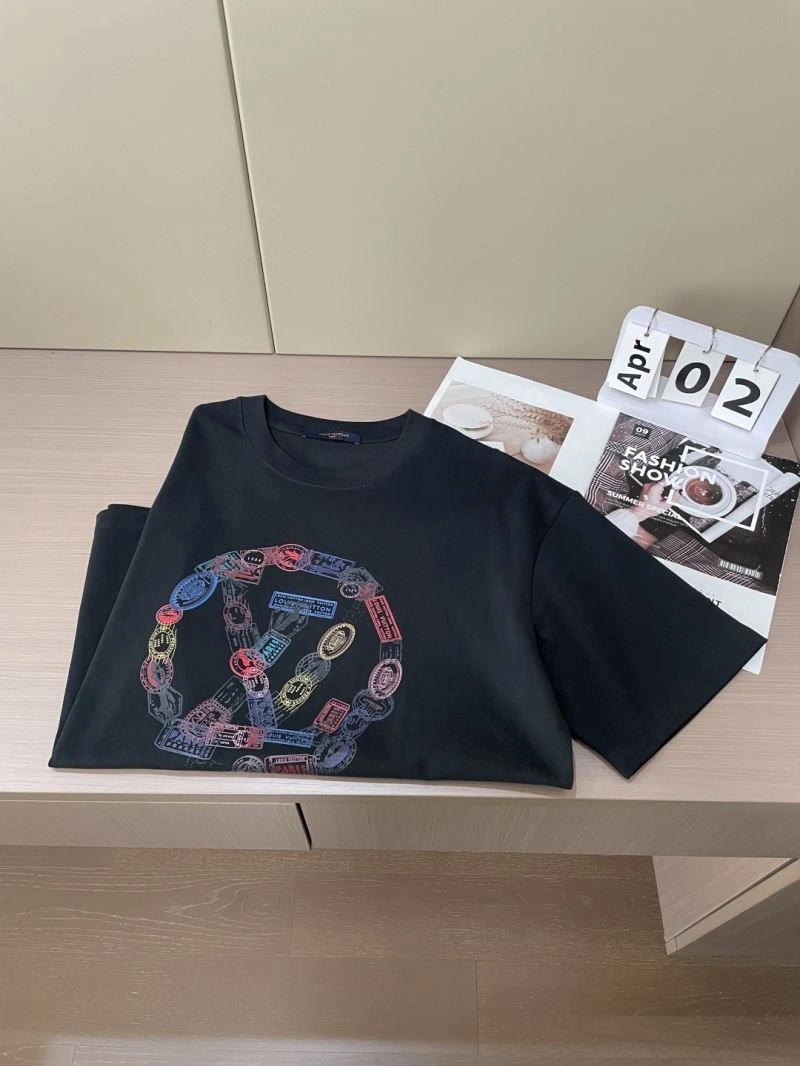 ComfortFit Louis Vuitton T-Shirts 132457