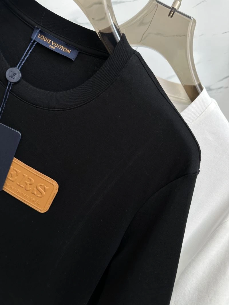 Louis Vuitton T-Shirts Practical 132459