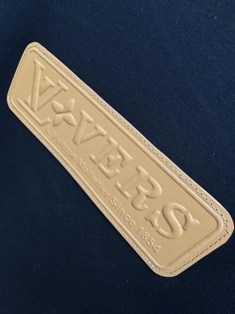 Louis Vuitton T-Shirts Practical 132459