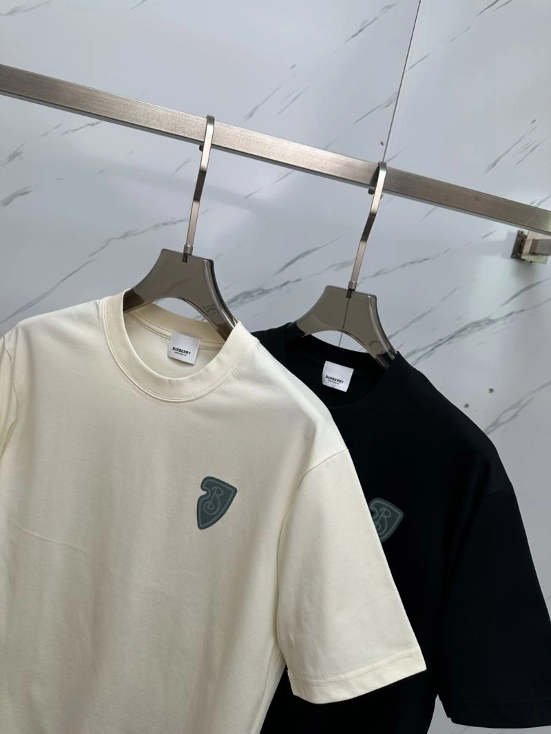 Compact Louis Vuitton T-Shirts 132447