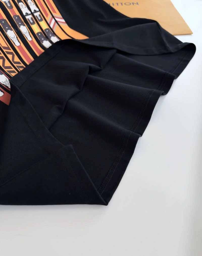 Louis Vuitton T-Shirts ComfortFit 132443
