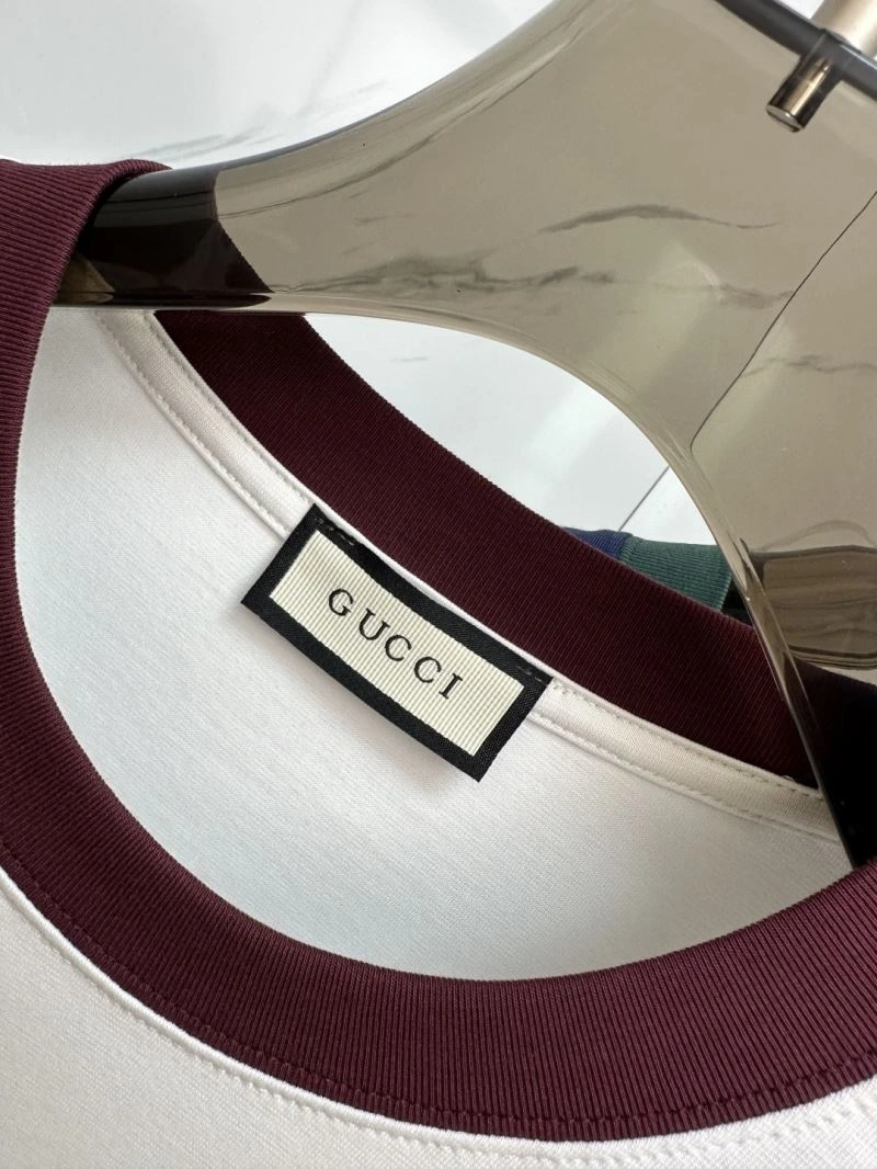 Louis Vuitton T-Shirts Sophisticated 132436