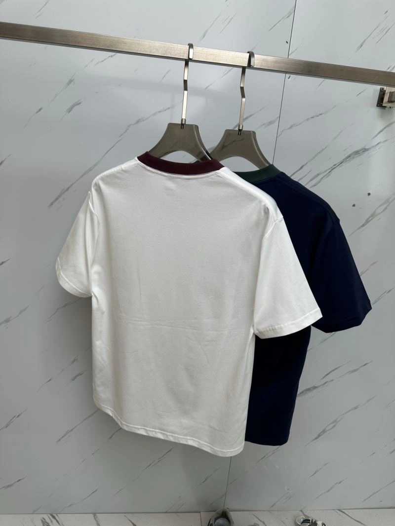 Louis Vuitton T-Shirts Sophisticated 132436