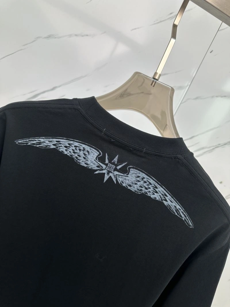 RelaxedFit Louis Vuitton T-Shirts 132411