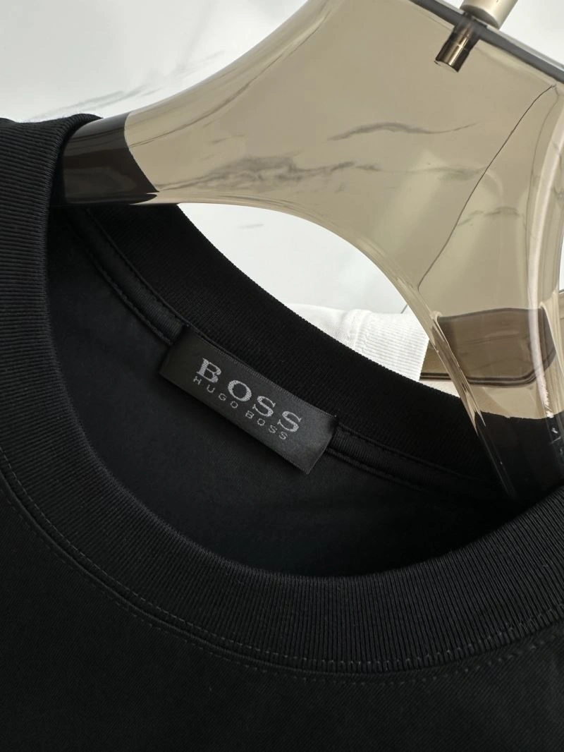 Louis Vuitton T-Shirts Upgraded 132423