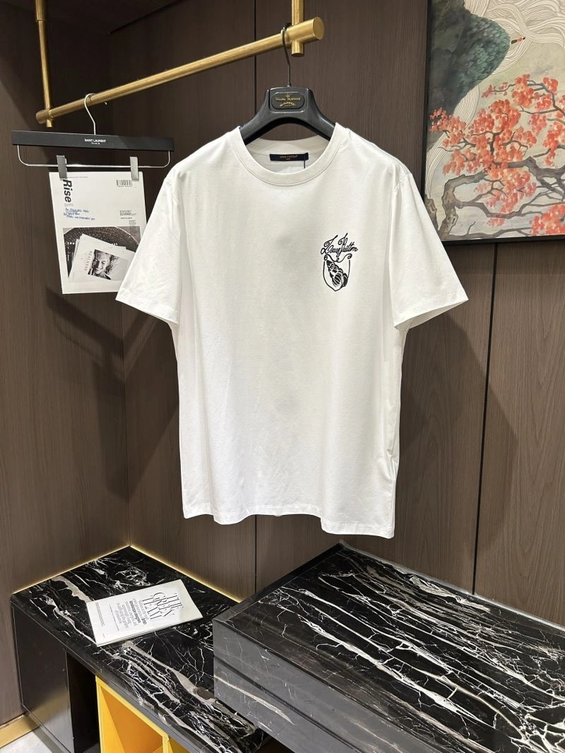 Louis Vuitton T-Shirts MoistureWicking 132415
