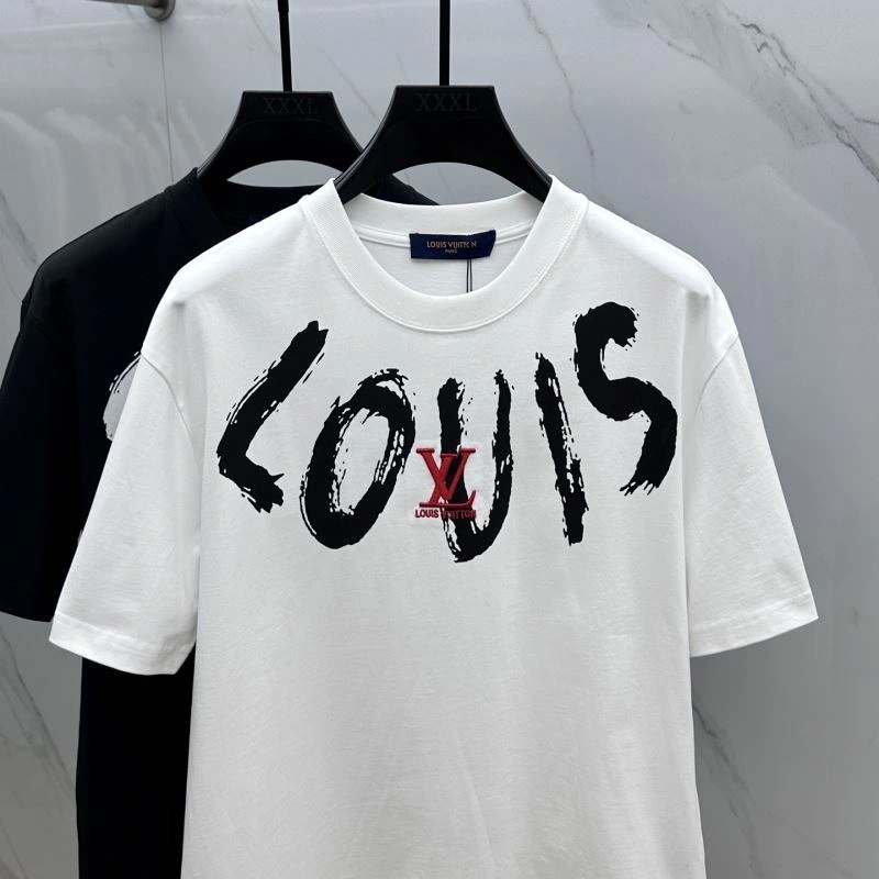 Louis Vuitton T-Shirts Stylish 132426
