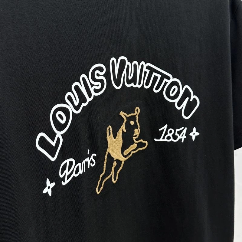 Louis Vuitton T-Shirts Upgraded 132427
