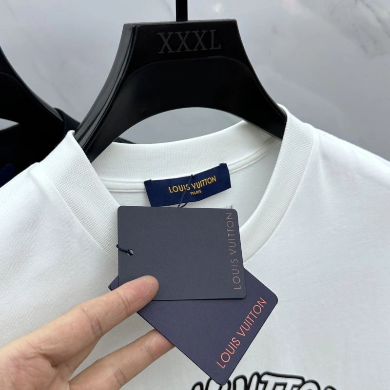 Louis Vuitton T-Shirts SmoothTexture 132434