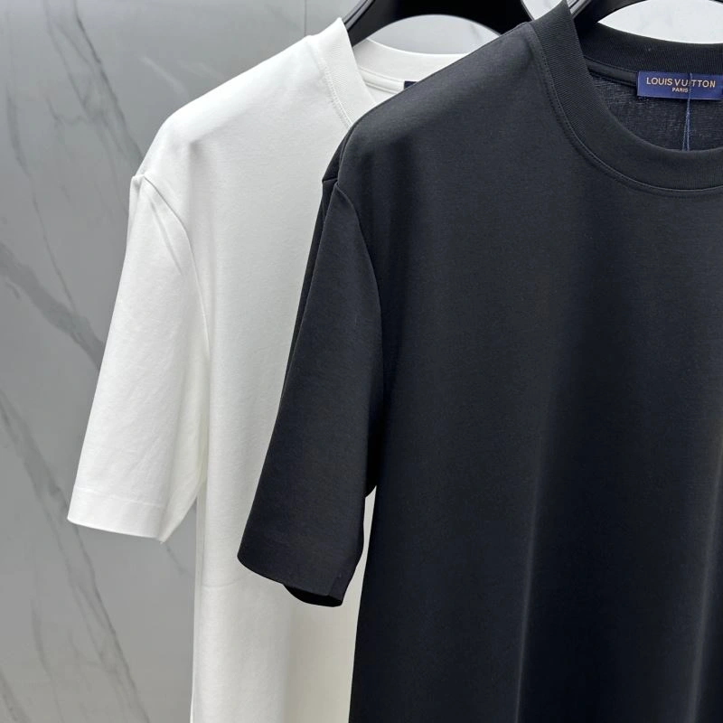 Louis Vuitton T-Shirts MoistureWicking 132431