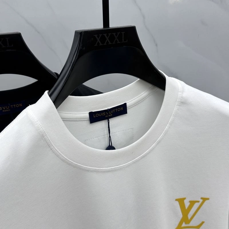 FreshLook Louis Vuitton T-Shirts 132407
