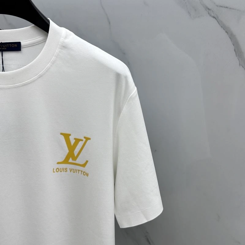 FreshLook Louis Vuitton T-Shirts 132407
