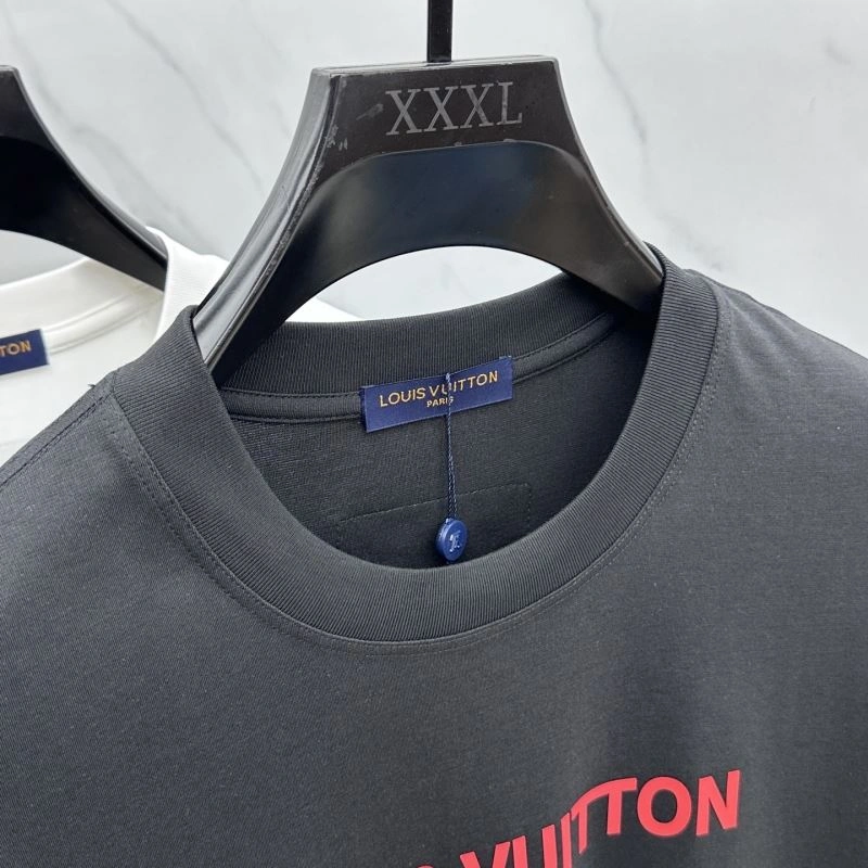 Louis Vuitton T-Shirts Functional 132412