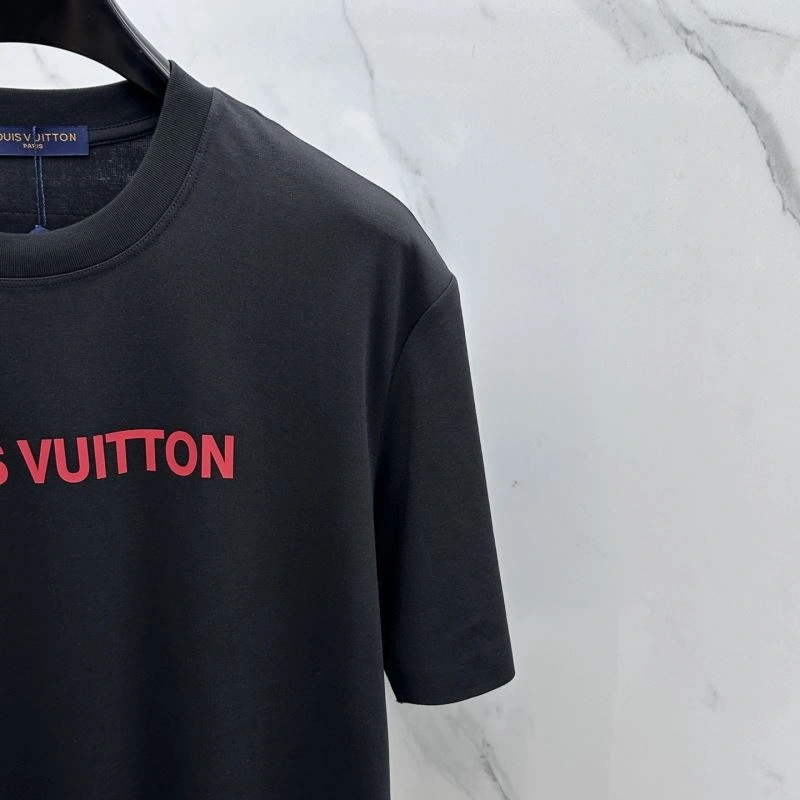 Louis Vuitton T-Shirts Functional 132412