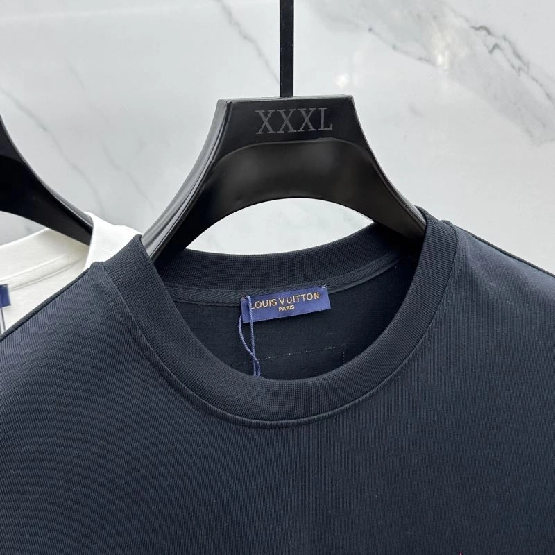 SmoothTexture Louis Vuitton T-Shirts 132416