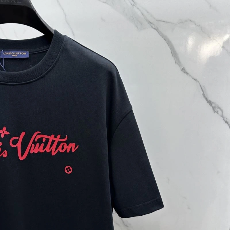 SmoothTexture Louis Vuitton T-Shirts 132416