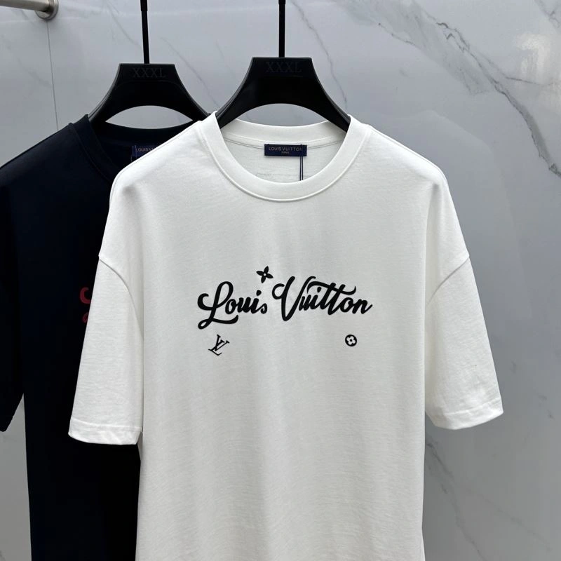Attractive Louis Vuitton T-Shirts 132406