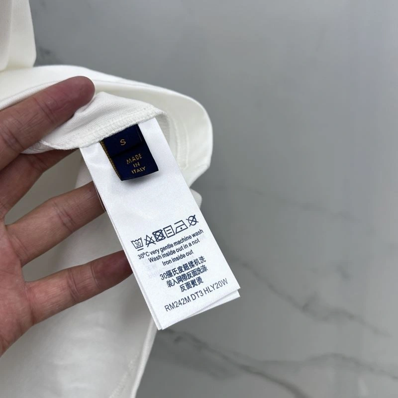 Attractive Louis Vuitton T-Shirts 132406