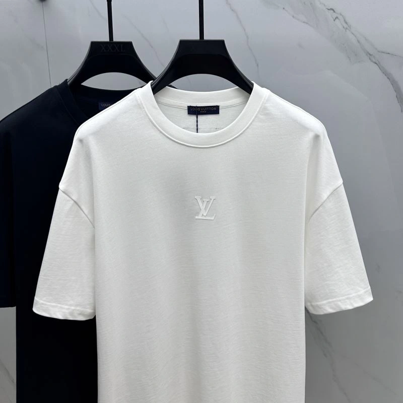 Upgraded Louis Vuitton T-Shirts 132429