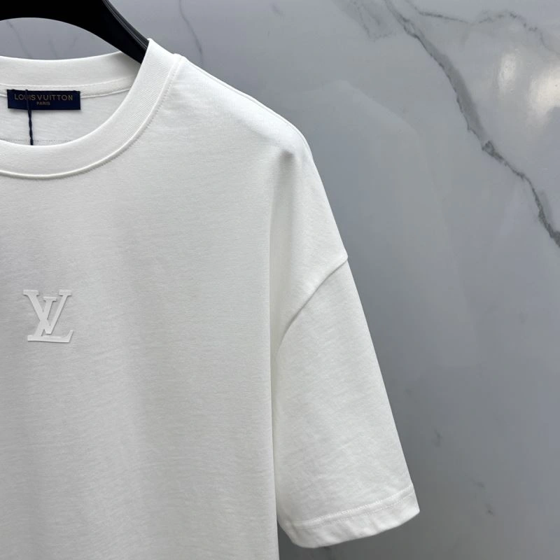 Upgraded Louis Vuitton T-Shirts 132429