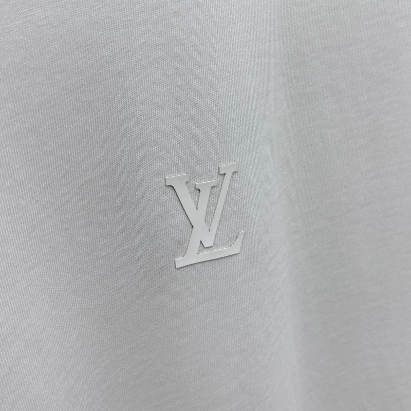 Upgraded Louis Vuitton T-Shirts 132429