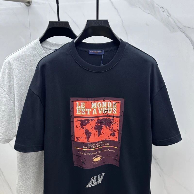 Louis Vuitton T-Shirts Vibrant 132425