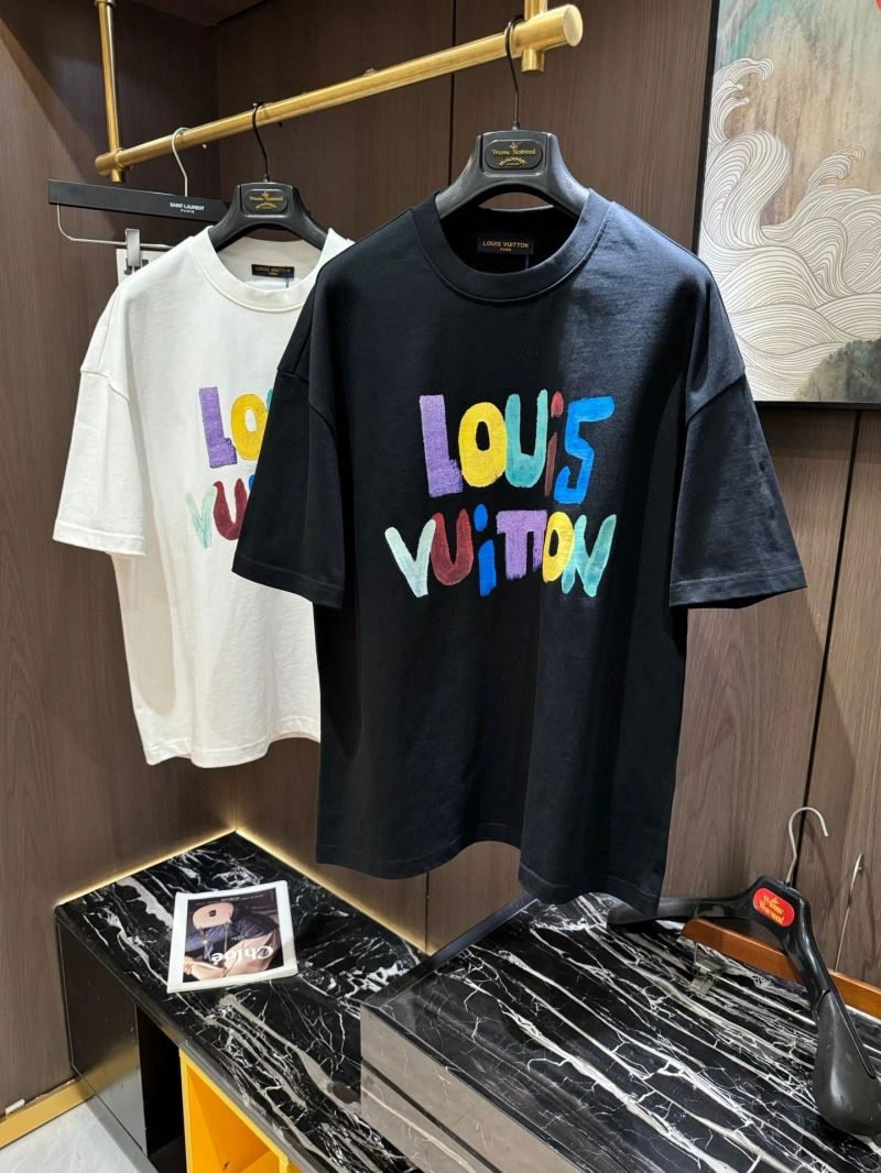 WaterResistant Louis Vuitton T-Shirts 132433