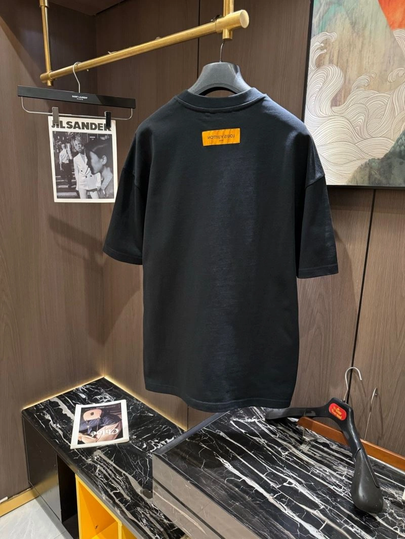 WaterResistant Louis Vuitton T-Shirts 132433