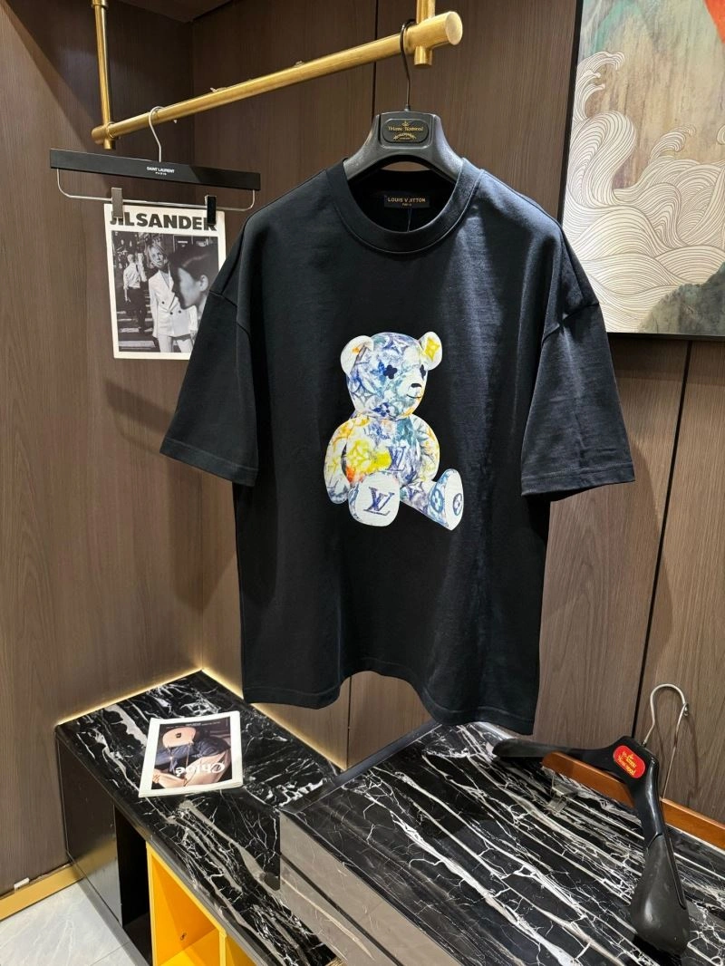 SmoothTexture Louis Vuitton T-Shirts 132410