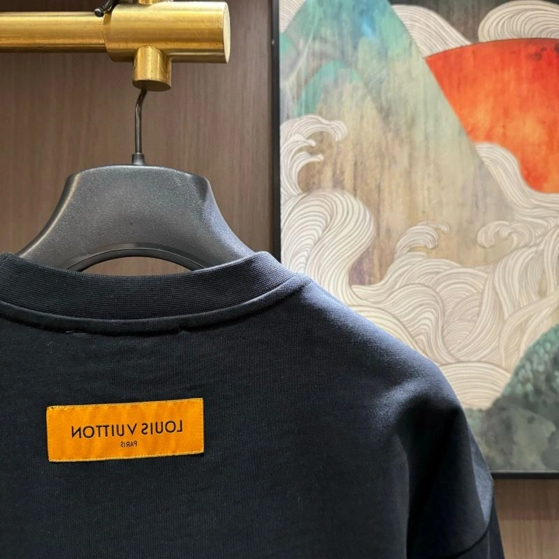 SmoothTexture Louis Vuitton T-Shirts 132410