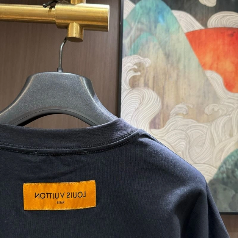 Louis Vuitton T-Shirts SmoothTexture 132404