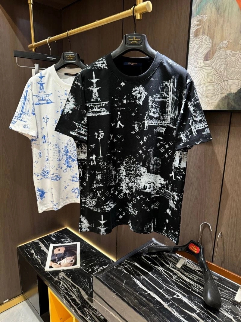 UrbanChic Louis Vuitton T-Shirts 132428