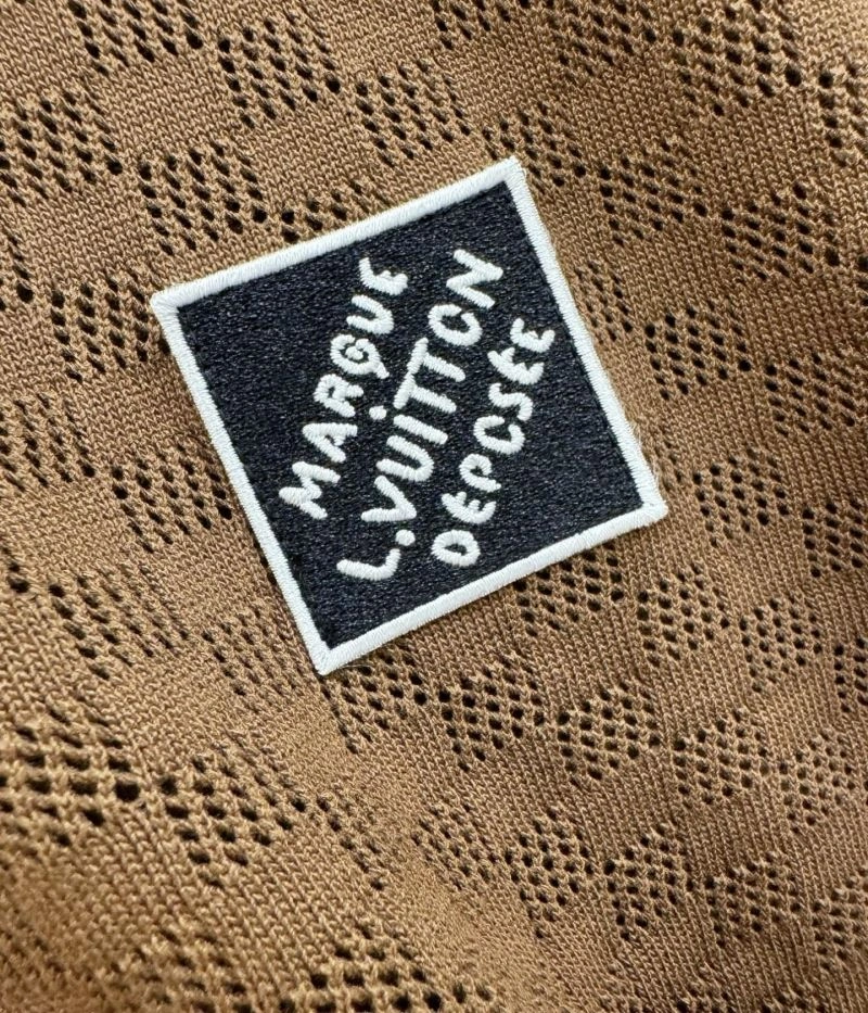 SoftTouch Louis Vuitton T-Shirts 132405