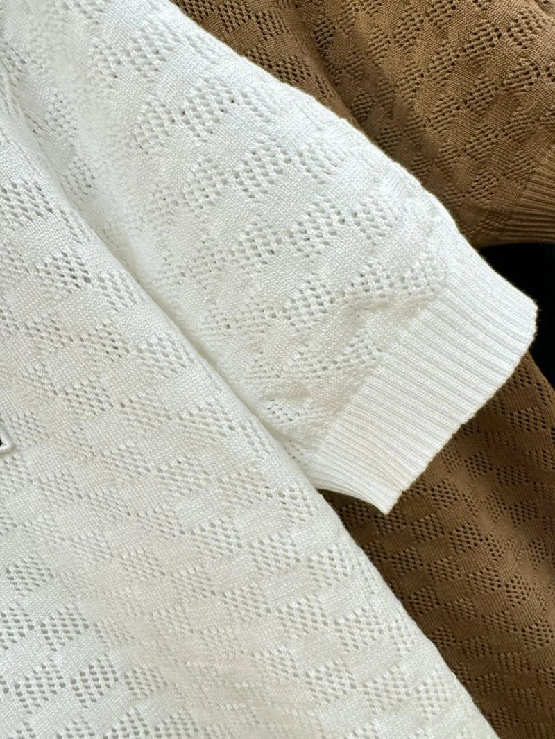 Compact Louis Vuitton T-Shirts 132400