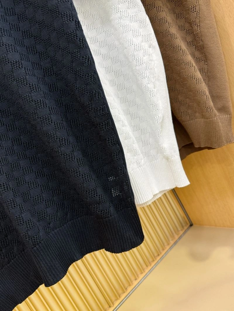 Lightweight Louis Vuitton T-Shirts 132402