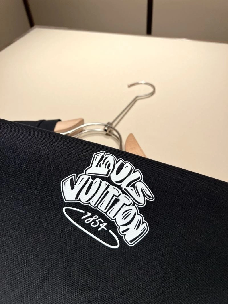 Efficient Louis Vuitton T-Shirts 132398