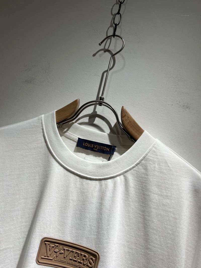 Louis Vuitton T-Shirts UrbanStyle 132385
