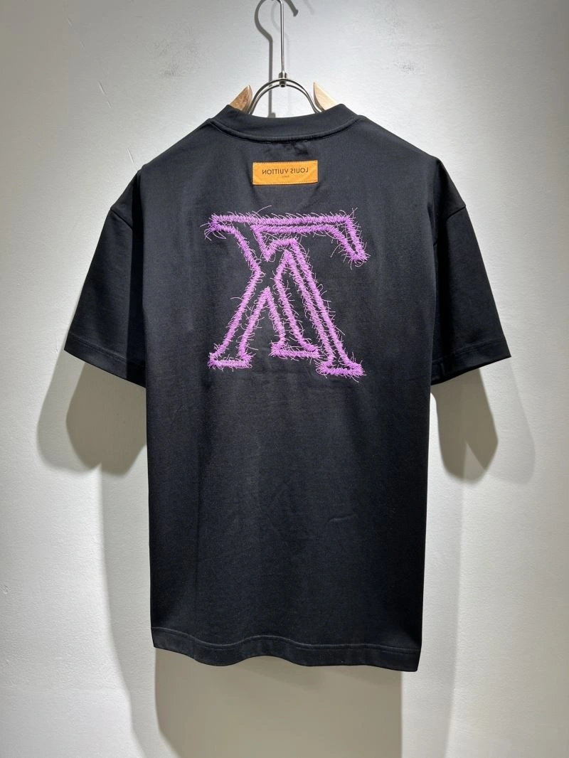 Louis Vuitton T-Shirts Trendy 132393