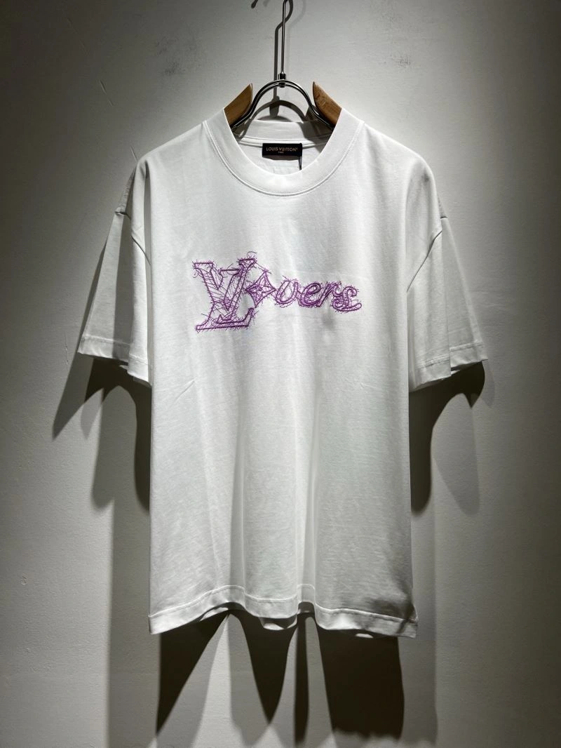 Louis Vuitton T-Shirts Breathable 132388
