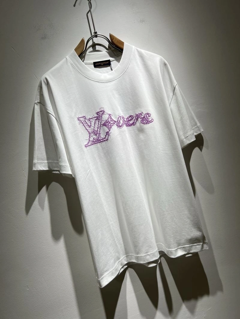 Louis Vuitton T-Shirts Breathable 132388