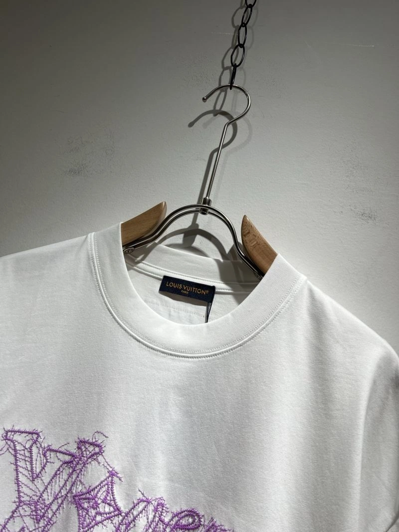 Louis Vuitton T-Shirts Breathable 132388