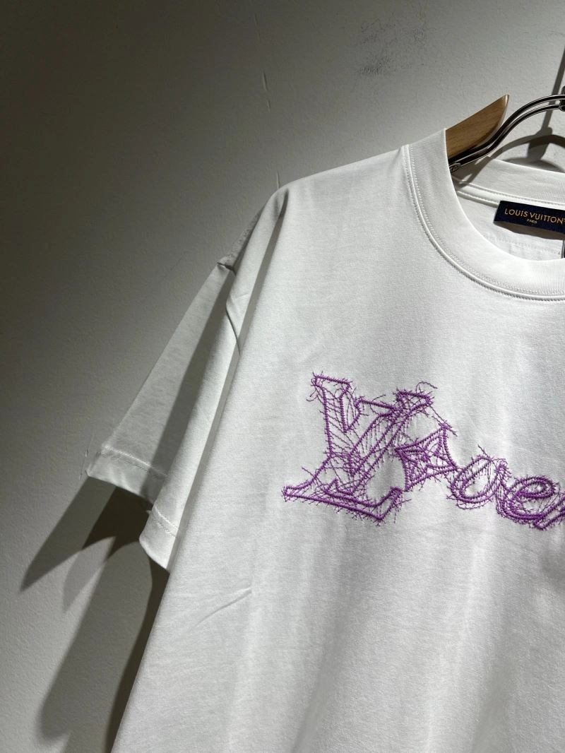 Louis Vuitton T-Shirts Breathable 132388