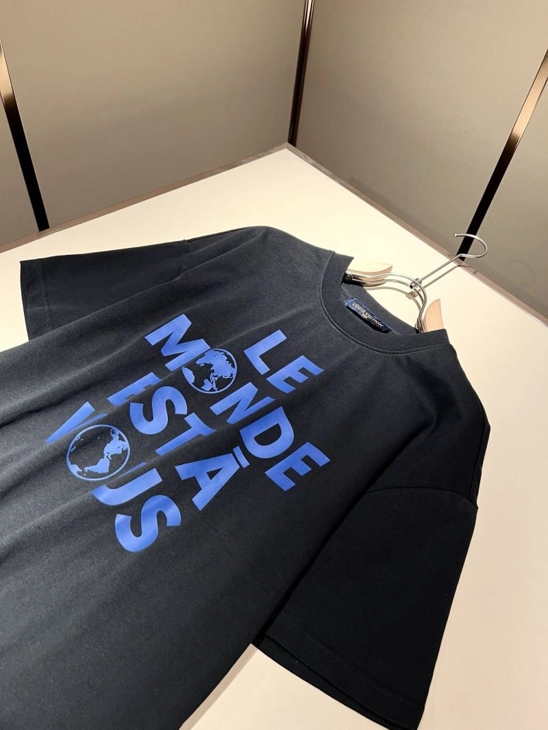 Louis Vuitton T-Shirts Stretchable 132368